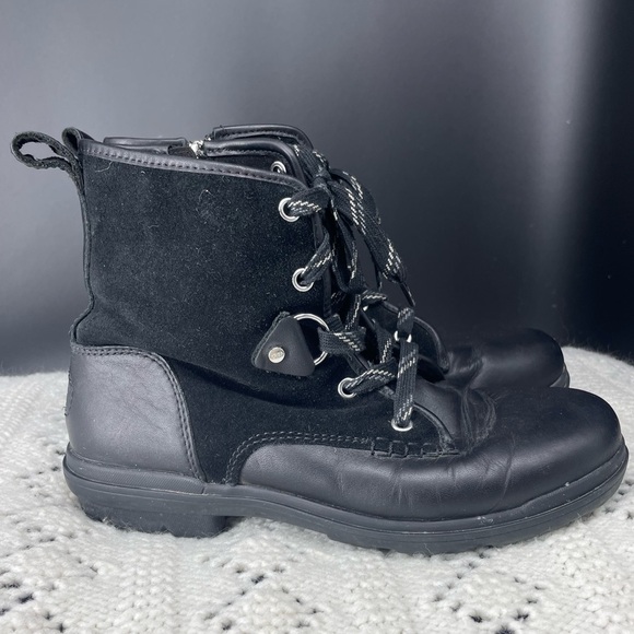 UGG Women’s 8 Black Hapsburg Hiker Leather Suede Lace Up Winter Boot Waterproof - Picture 4 of 8